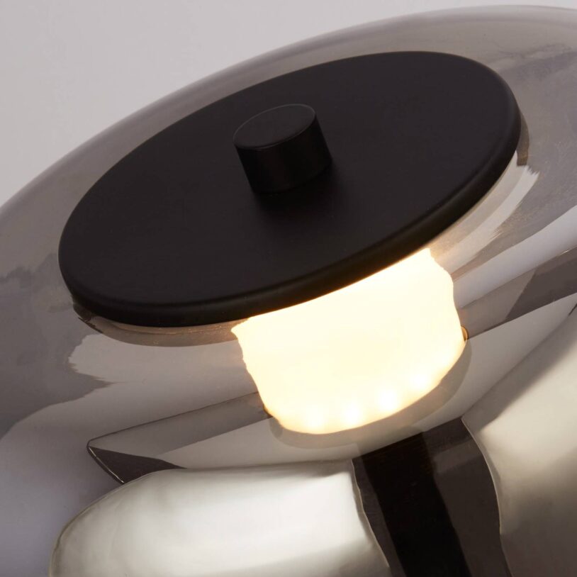 LED stojací lampa Frisbee se stínidlem ze skla
